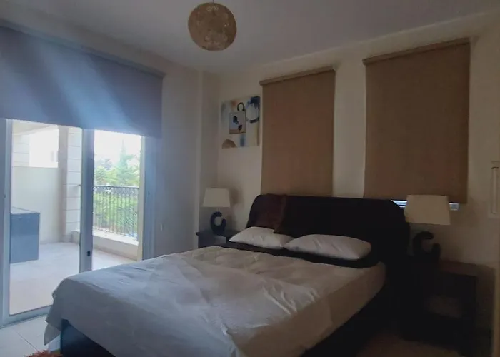 Gardens A104 アパート *