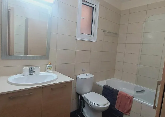 Gardens A104 * ピラ